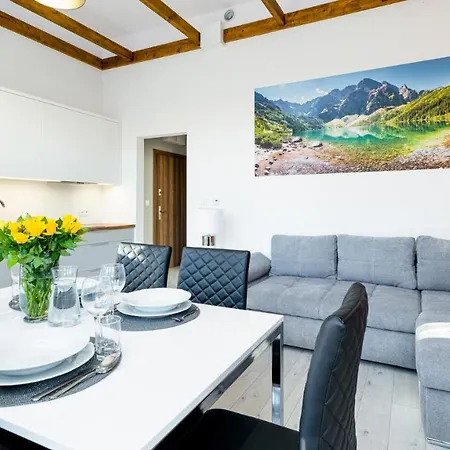 Good Time - Stone Hill Iii * Szklarska Poreba