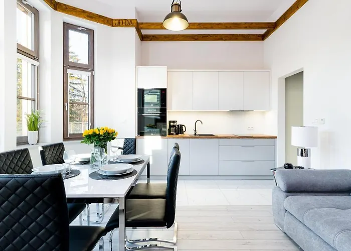 Good Time - Stone Hill Iii * Szklarska Poreba